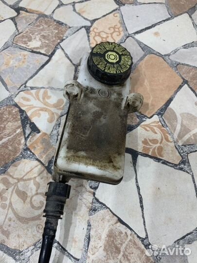 Главный тормозной цилиндр Citroen C4 хэтчбэк EP6