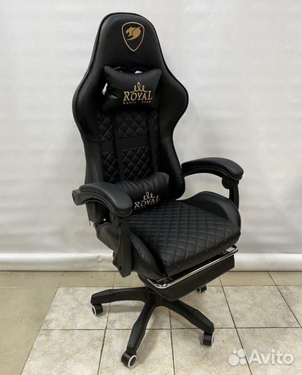 Компьютерное кресло с подножкой