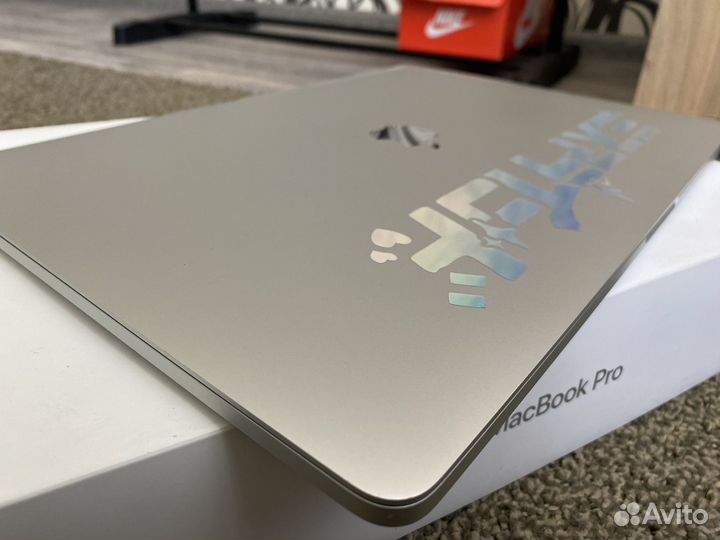 Macbook pro 15 2017 i7 16gb Ростест