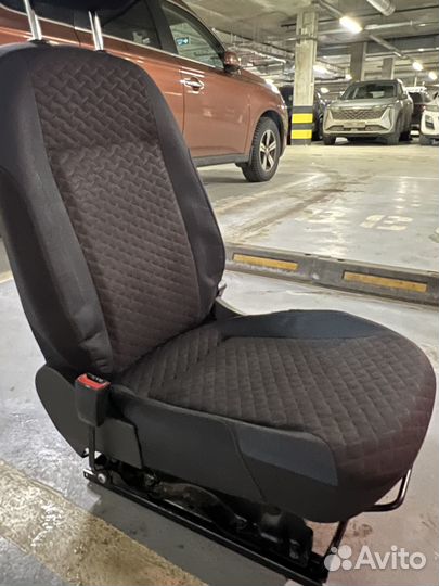 Водительское сиденье VW Polo