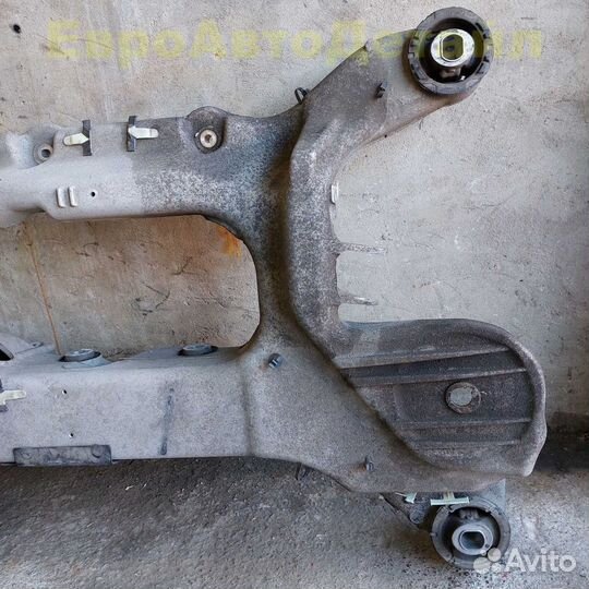 Подрамник задний Range Rover Sport 2 L494