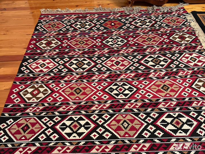Ковер килим