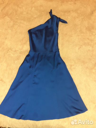 Платье вечернее