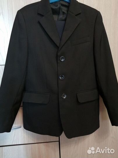 Школьный костюм для мальчика 134 черный