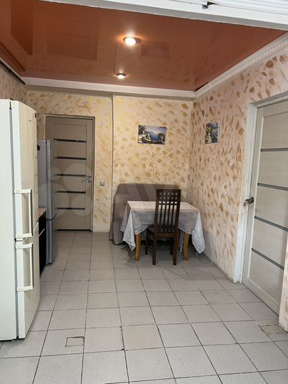 Комната 20 м², 1/3 эт.