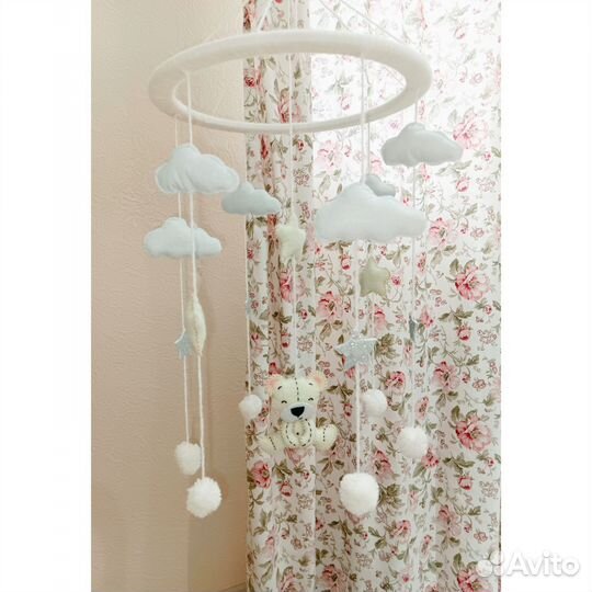 Мобиль на кроватку