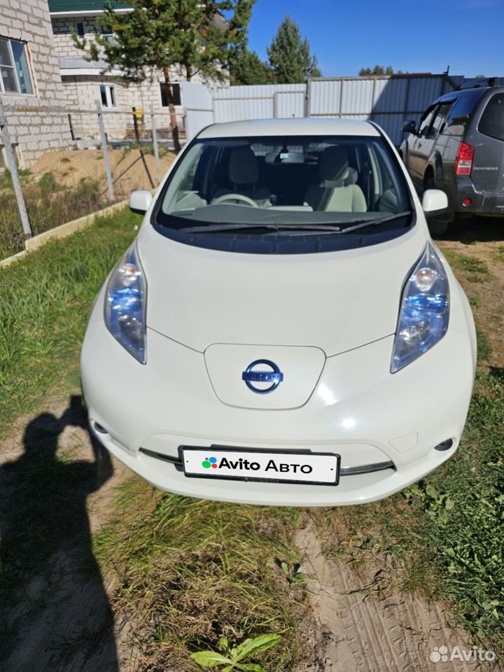 Nissan Leaf AT, 2010, 87 000 км