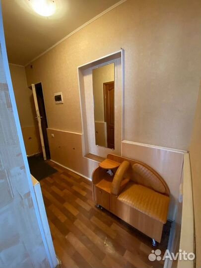 Скамеечка в прихожую