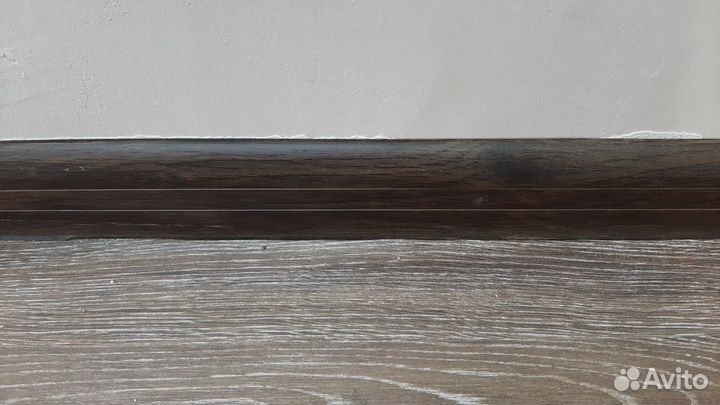 Плинтус напольный