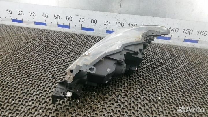 Фара правая Mazda Mazda6