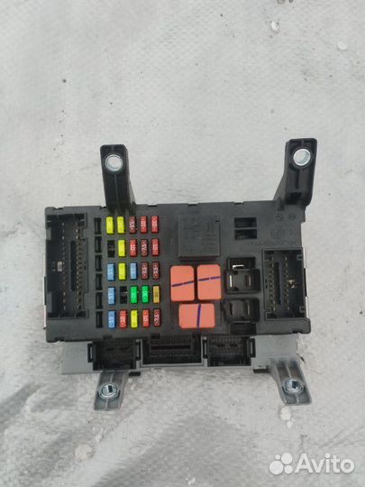 Блок предохранителей Fiat Albea седан 1.4 2009