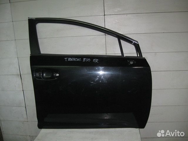Дверь передняя правая Тойота Авенсис 3