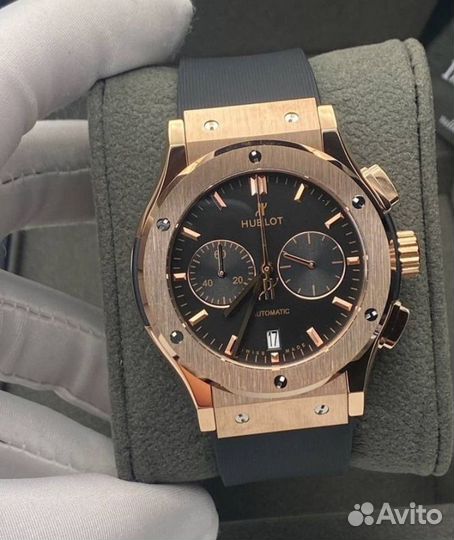 Красивые мужские часы Hublot