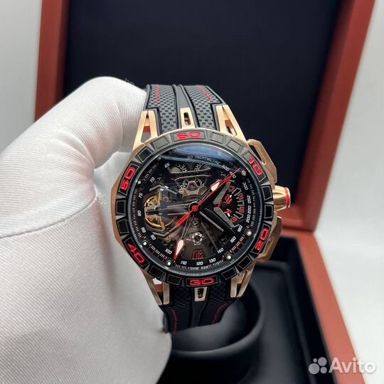 Часы roger dubuis