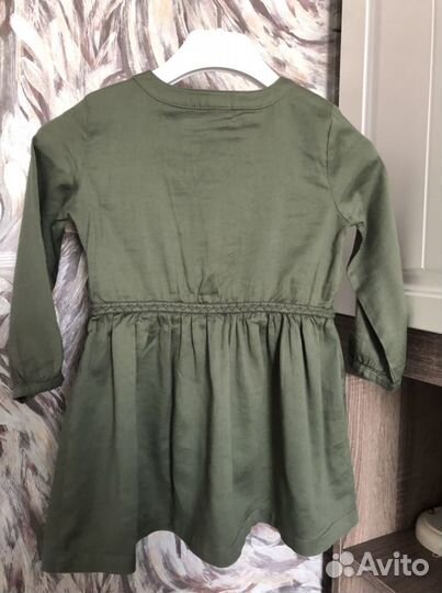 Платье на девочку фирмы «Картерс» 92