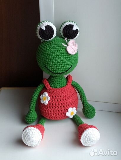 Игрушка ручной работы лягушка