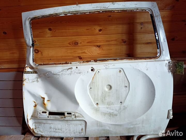 Дверь багажника УАЗ Патриот