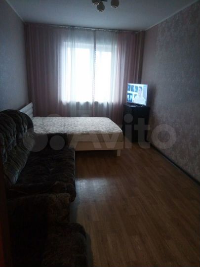 1-к. квартира, 42 м², 9/9 эт.