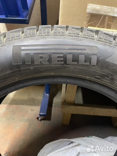 Pirelli Ice Zero FR SUV 235/55 R19