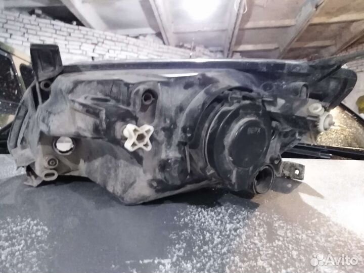 Фара правая на лада гранта