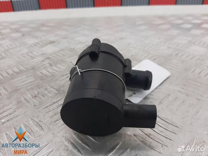 Насос антифриза дополнительный Volkswagen Touareg