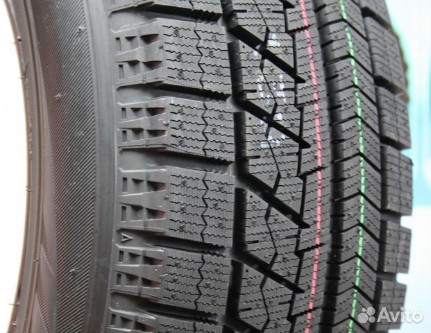 Bridgestone Blizzak VRX 205/60 R16 92S