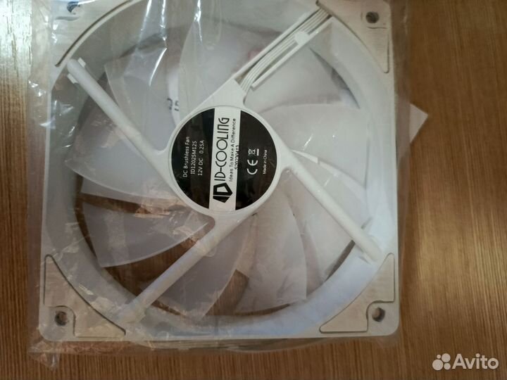 ID-Cooling SE-214-XT argb White 180W