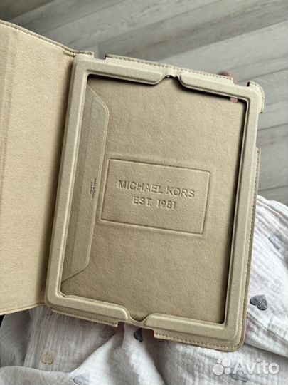 Новый чехол на iPad 9.7 Michael Kors оригинал