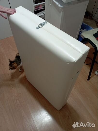 Продаётся кушетка