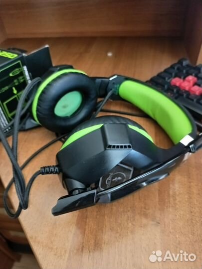 Игровые наушники с микрофоном