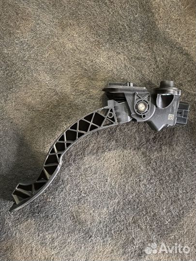 Пдаль газа Mitsubishi lancer ASX Outlander