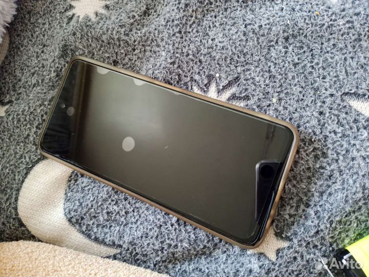 Телефон tecno camon 18