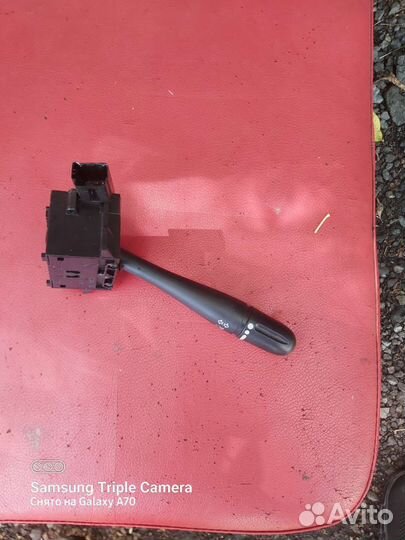 Переключатель поворотов Додж караван 4