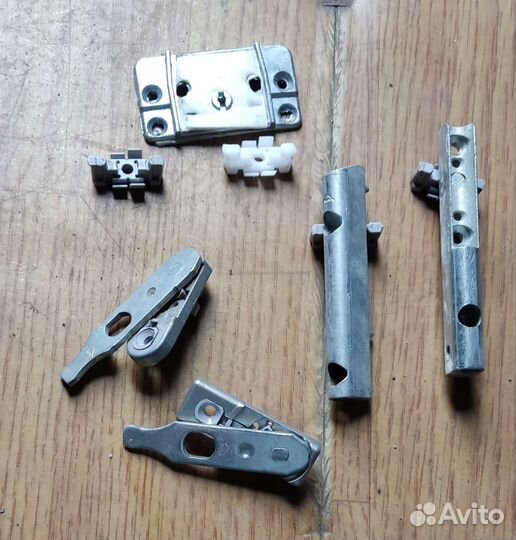 Фурнитура для пластиковых окон Roto