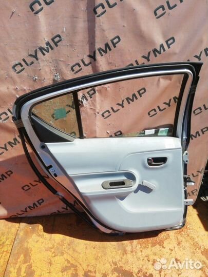 Дверь задняя левая Toyota Aqua NHP10 1NZ-FXE