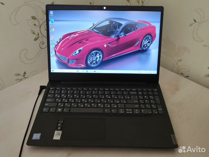 Lenovo 33 core i3-8130 8GB/2GB/SSD512GB