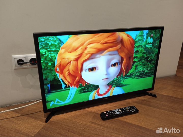 Самсунг 81 см. SMART, WI-FI исправный