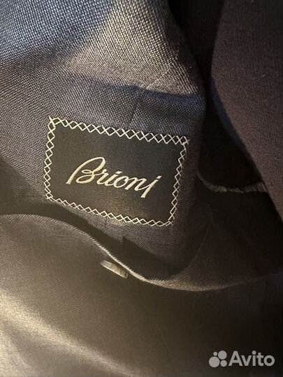 Мужской костюм Brioni