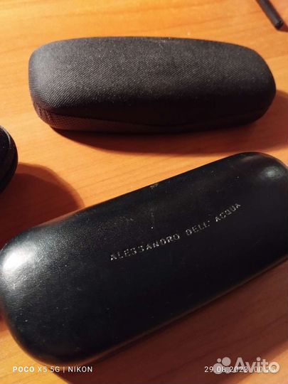 3 футляра для очков