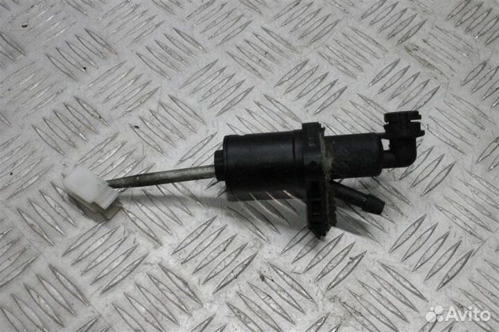 Цилиндр сцепления главный Skoda Octavia A4 1.4 BCA