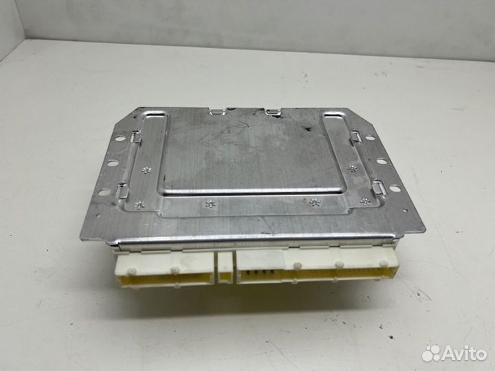 Блок клапанов пневмоподвески Jeep Grand Cherokee