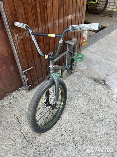 Трюковой велосипед bmx Haro