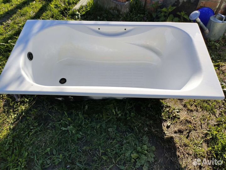 Чугунная ванна roca malibu Испания