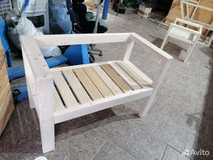 Диван садовый