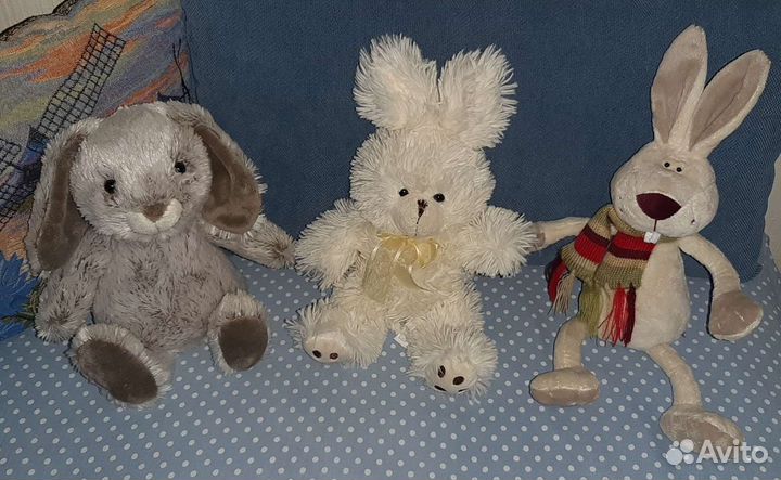 Мягкие игрушки Зайки