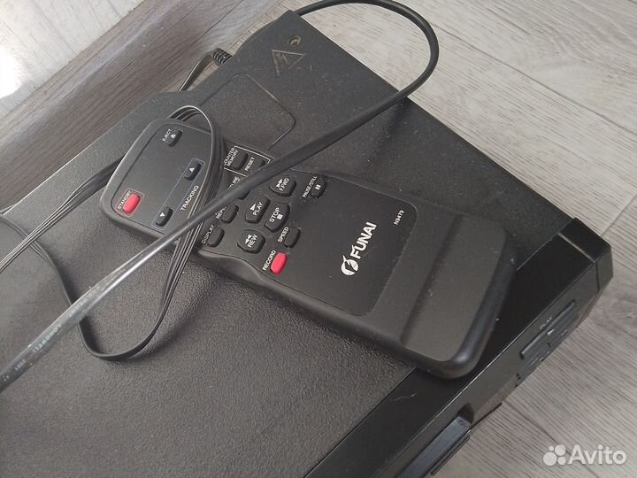 Видеомагнитофон funai