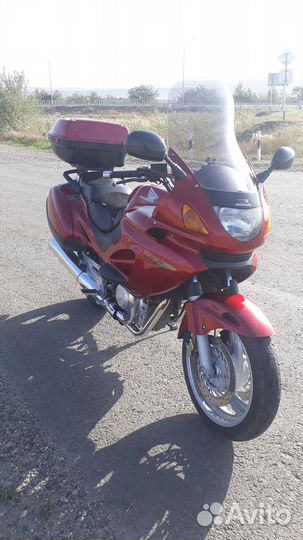 Honda NT650V Deauville