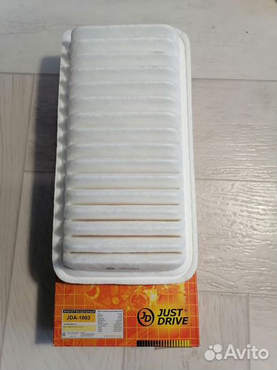 Фильтр воздушный Toyota Corolla