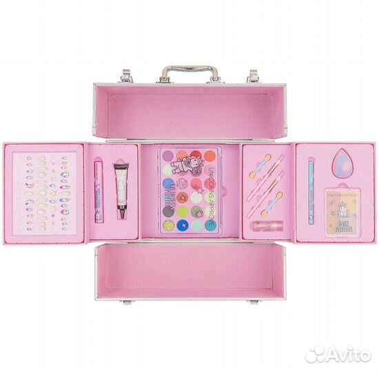 Макияжный набор в кейсе (детская косметика)