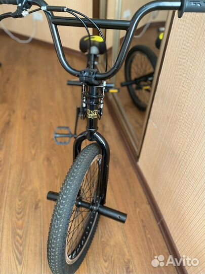 Трюковой велосипед bmx